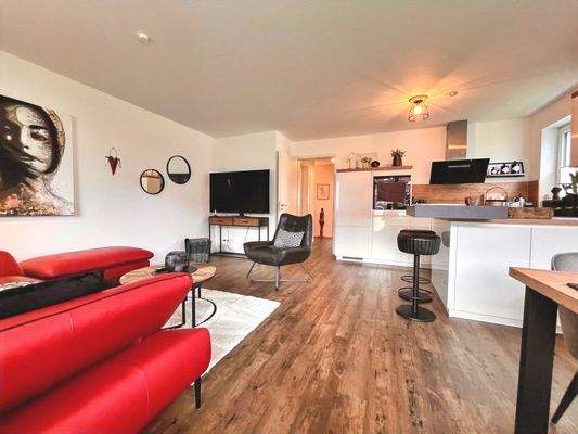 Ein Raum, der Kochen und Wohnen vereint