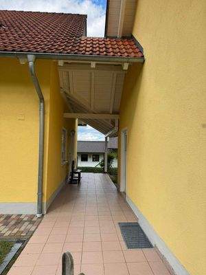 Durchgang Garage Haus 20250903_195041000_iOS 3.jpg