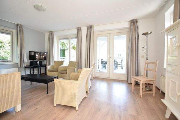 Ferienhaus Wohnzimmer Aquadelta Bruinisse08