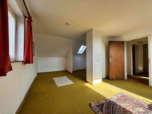 Dachgeschoss Zimmer 2