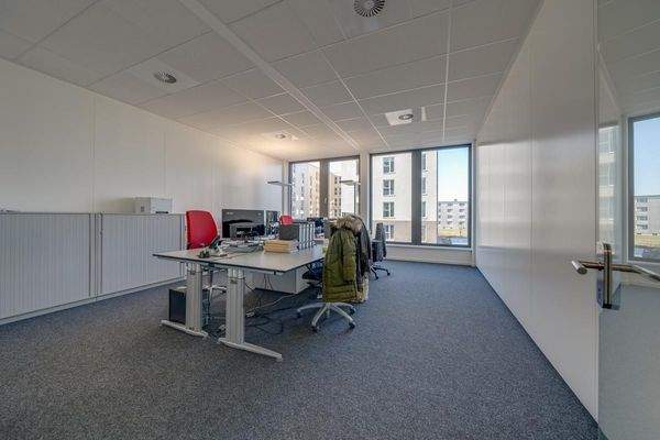 Büro 4