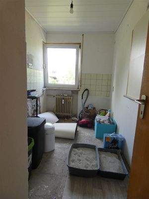 sanierungsbedürftiges Küchenzimmer