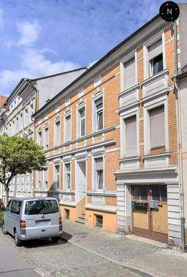 Weitere Haus- Straßenansicht