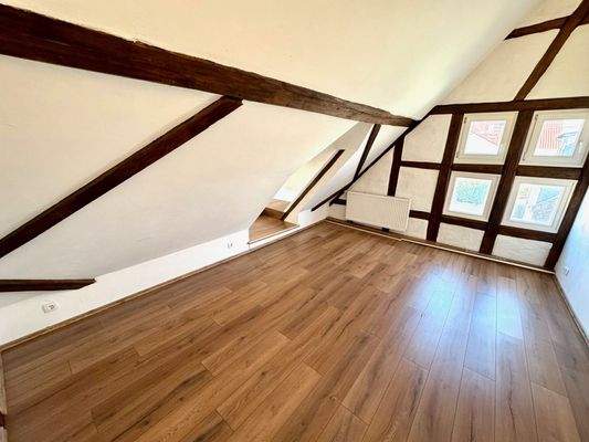 B12 Schlafzimmer 3.jpg