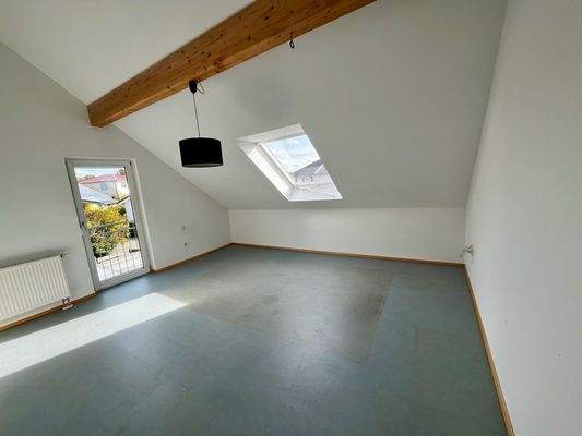 Zimmer 1  /  im Dachgeschoss 