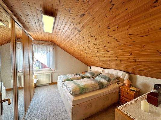 Schlafzimmer im Dachgeschoss