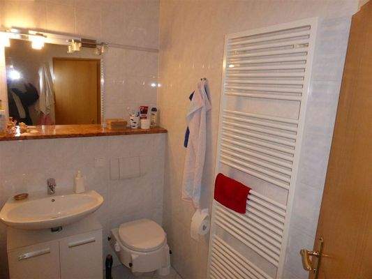 OG-Bad-Handtuchheizkörper