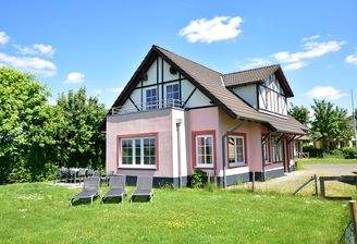 kaufen-freistehendes-ferienhaus-deutschland-rueckseite-garten-und-terrasse-recreatieadviseurs-vakantiehuistekoop-nl.jpg