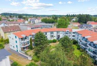 Südansicht mit Innenhof