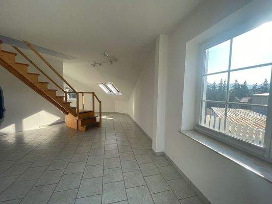 004020156800_302_348_13052025190340658