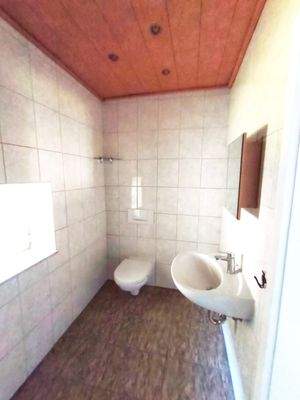 Haus rechts EG WC rechts