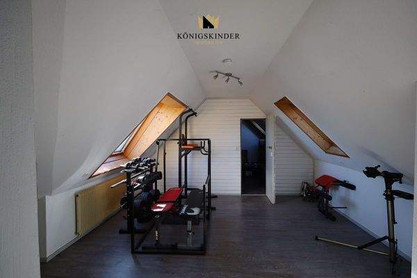 ...danach ins eigene Fitness-Studio... 