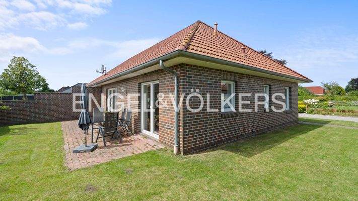 Seitenansicht - Terrasse - Garten