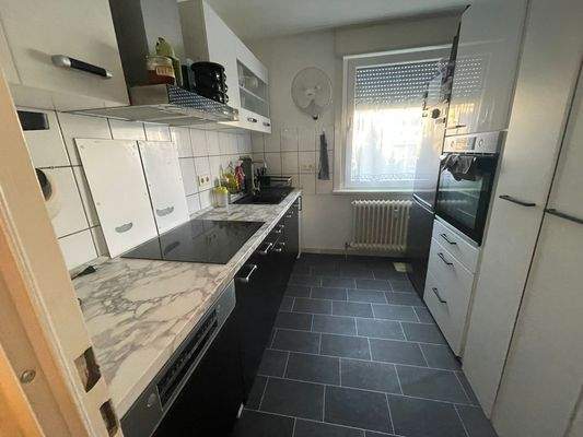 1.OG, Whg. re., Küche