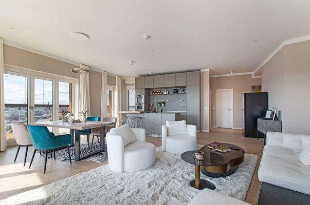 Elegantes Wohnen mit offener Küche und Zugang zur Südwest-Terrasse