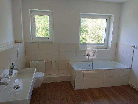 WE 1. OG: Vollbad, Bild 1