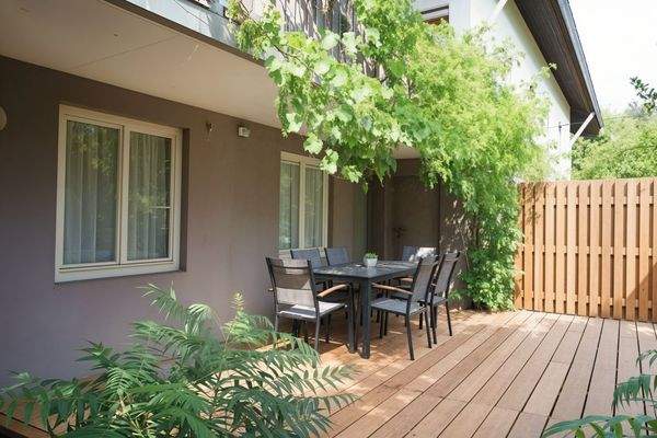 Terrasse -Beispiel - (KI generiert)