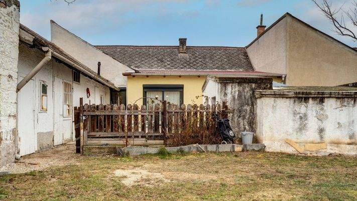 Terrasse / Nebengebäude