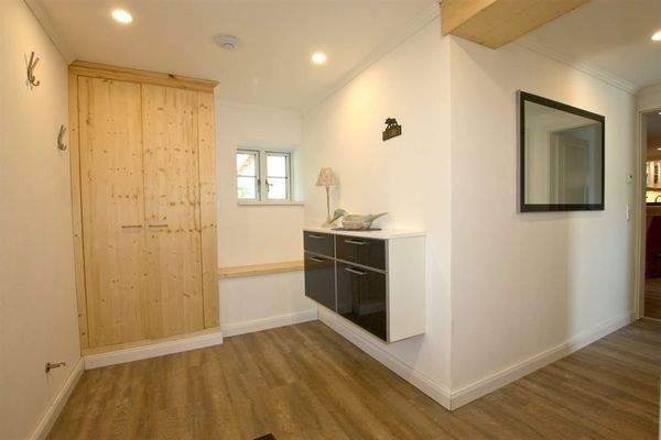 großzügig empfangen