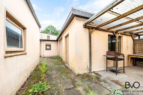 Nebengebäude im Innenhof