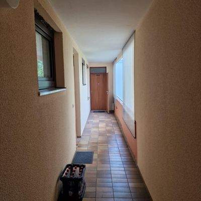 Erschließung über Laubengang zur Eingangstüre