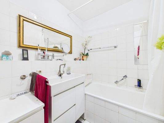 Innenliegendes Badezimmer