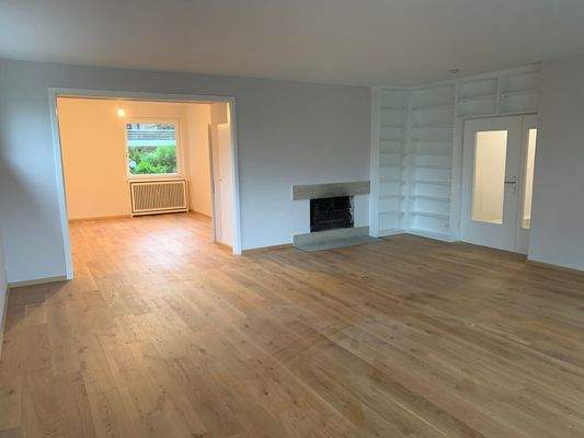 Wohn-/Esszimmer mit Kamin