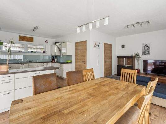 Ess-und Wohnbereich EG