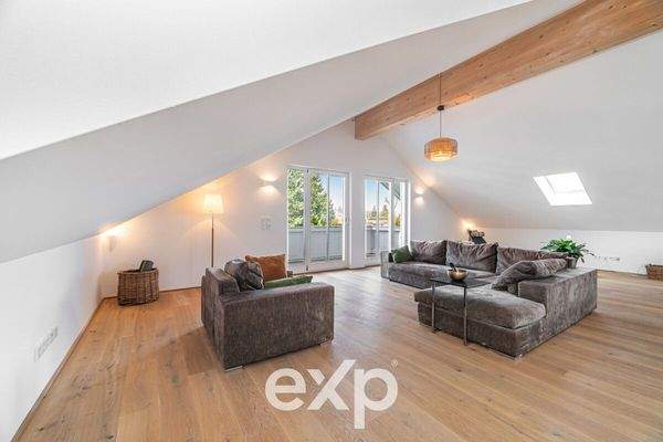 Großes Wohn- Esszimmer