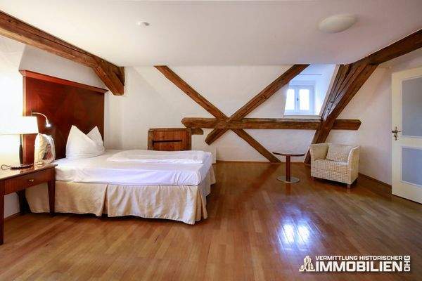 gaestezimmer-im-dachgeschoss