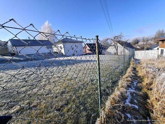 REMAX-PSc_1185_u_1215_BauLand_Jettingen-S