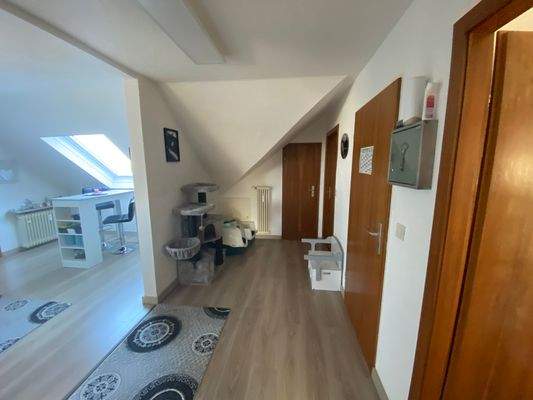 Haus-Fernwald-Flur 1. OG.JPG