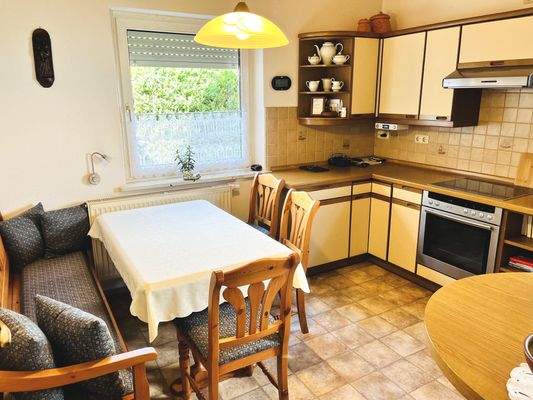 gemütliche Wohnküche (EG)