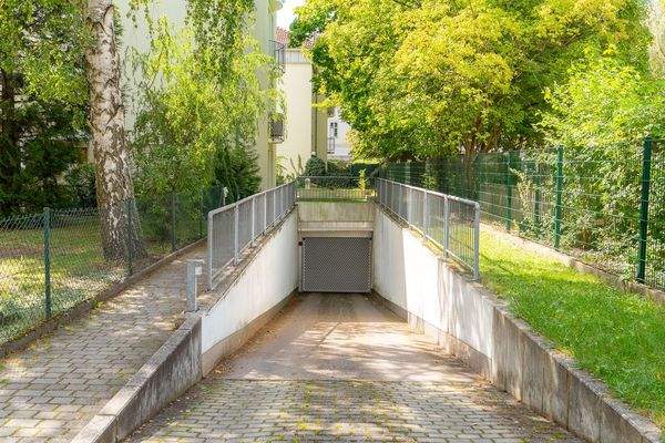 Einfahrt Tiefgarage