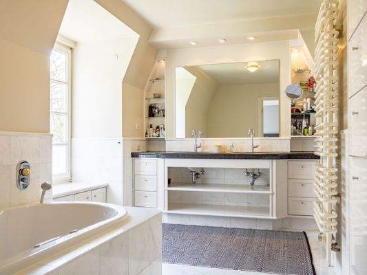 Bad en Suite im Obergeschoss