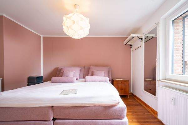 Vorderhaus - Schlafzimmer im Erdgeschoss