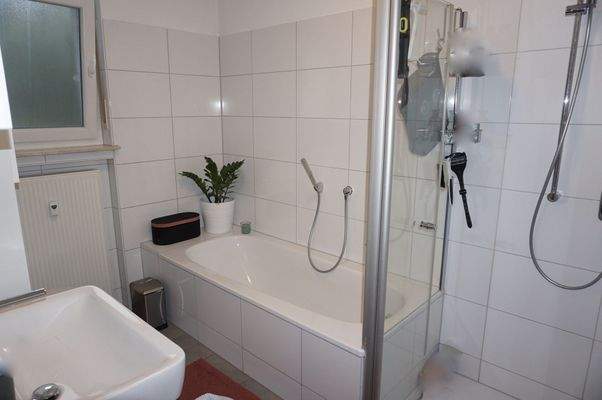 Badezimmer EG