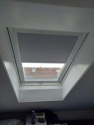 Dachfenster_neu mit Innenrollo