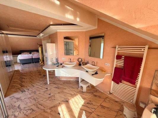 WhatsApp Image 2026-02-11 at 13.30.25 (10).jpeg