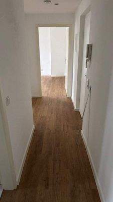 Flur frisch renoviert