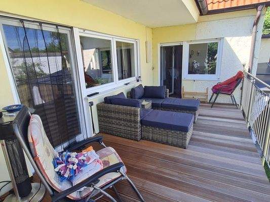 Schöner großer Balkon