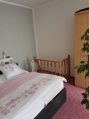 Schlafstube mit interner Treppe EG-1.OG