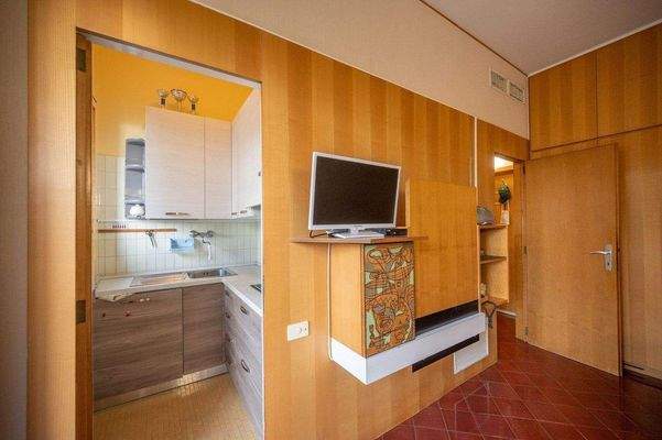 Tecnocasa Garda 0360.jpg