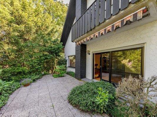 Terrasse vor dem Wohnzimmer im EG