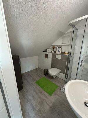 Dusch-WC oben beim Studio