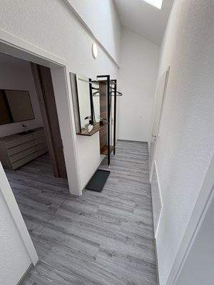 WE 08 - Flur mit Garderbe