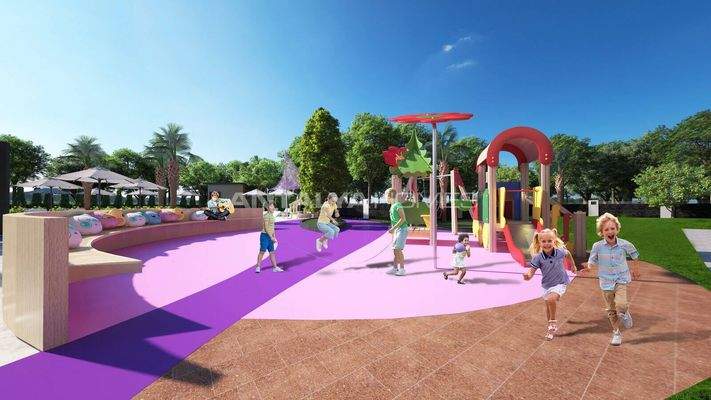 Seafront Apartments in a Complex with Rich Amenities in Alanya