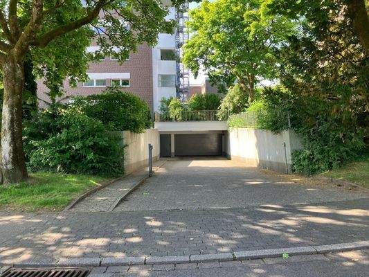 Zufahrt zur Tiefgarage