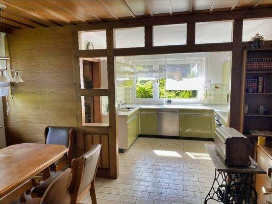 Wohnküche mit Abstellraum / EG