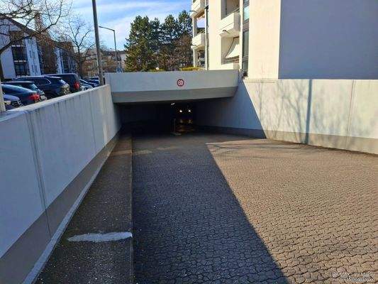 Zufahrt Tiefgarage
